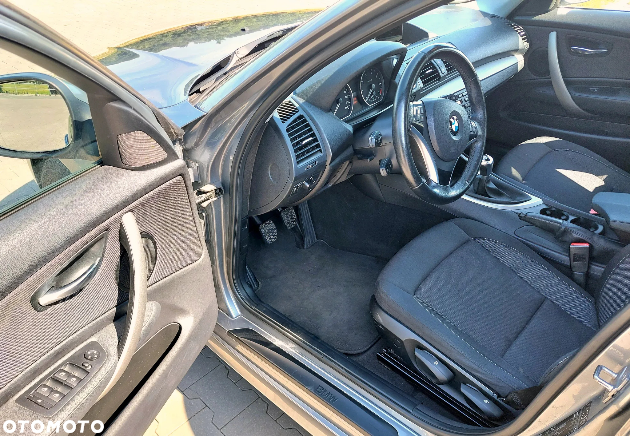 BMW Seria 1 116i - 12