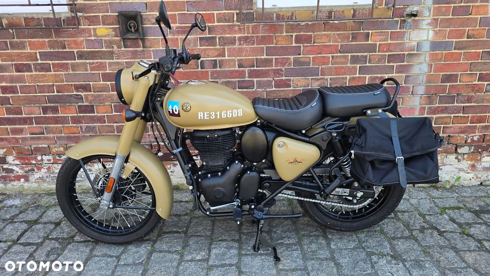 Royal Enfield Classic - 1