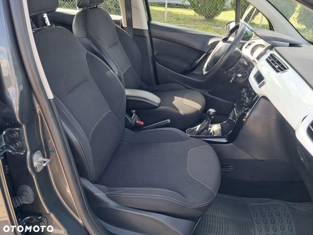 Citroën C3 Pure Tech (VTi) 82 Exclusive - 21