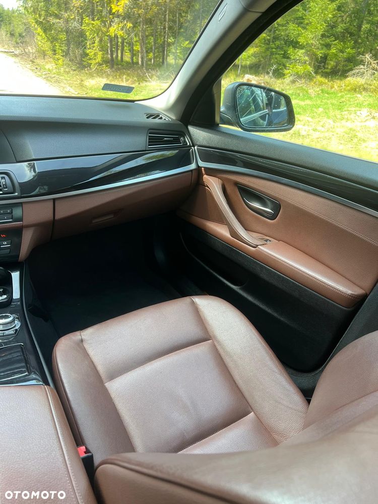 BMW Seria 5 - 12