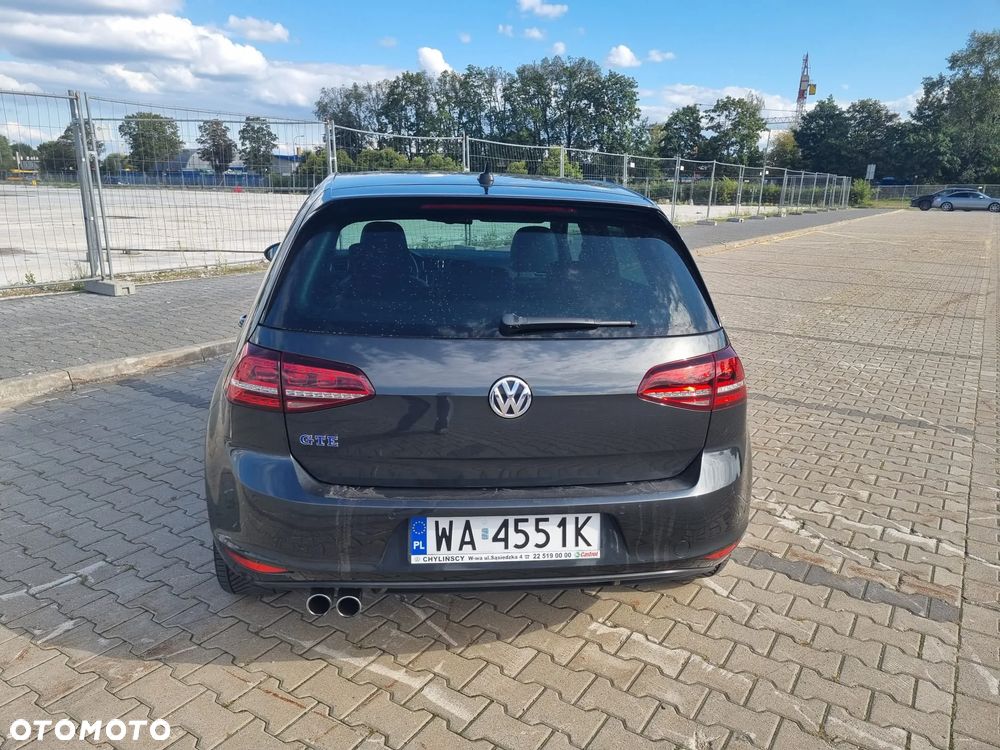 Volkswagen Golf - 9
