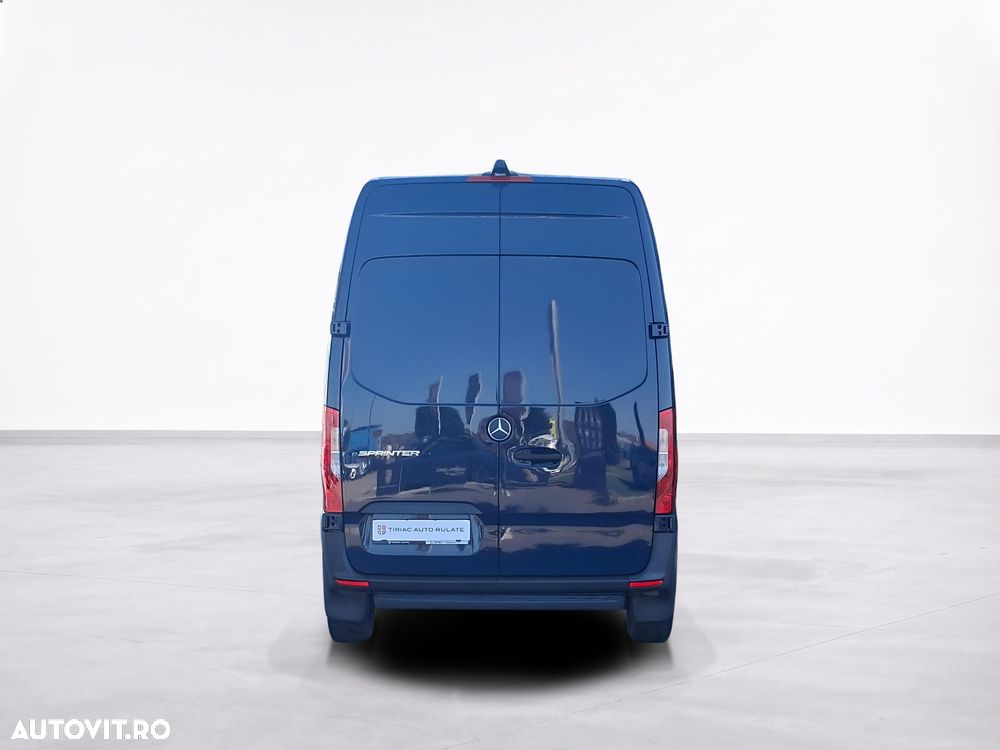 Mercedes-Benz Sprinter - 6