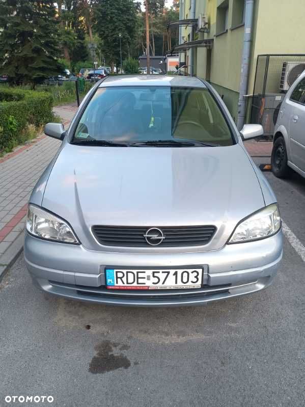 Opel Astra - 1