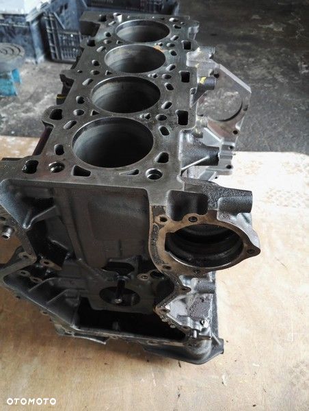 blok silnika trafic vivaro primastar 2.0 dci m9r - 6