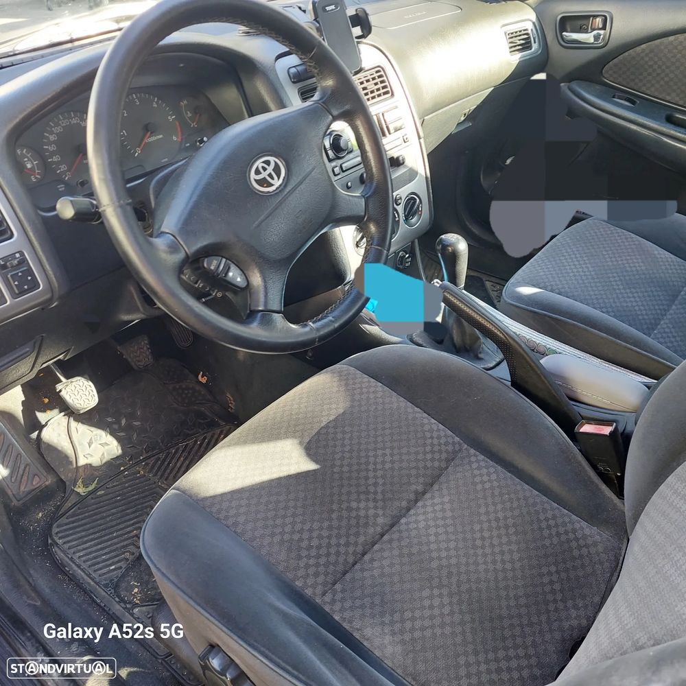 Toyota Avensis SW - 7