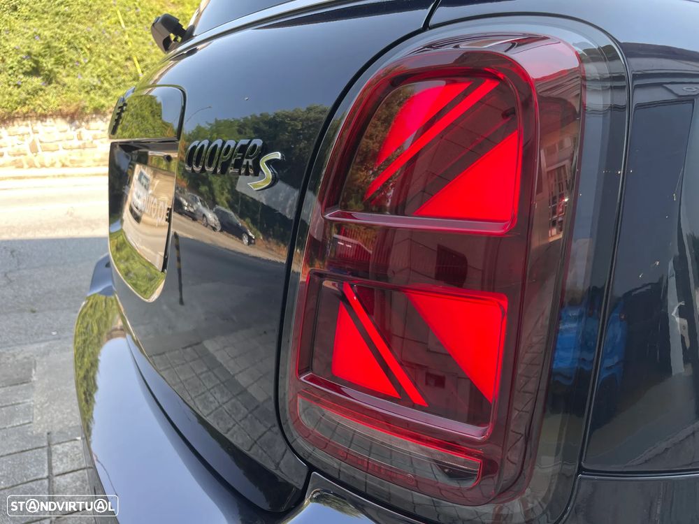 MINI Countryman Cooper SE ALL4 Auto - 13