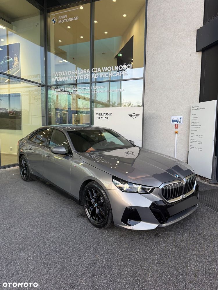 BMW Seria 5 520d mHEV M Sport - 2