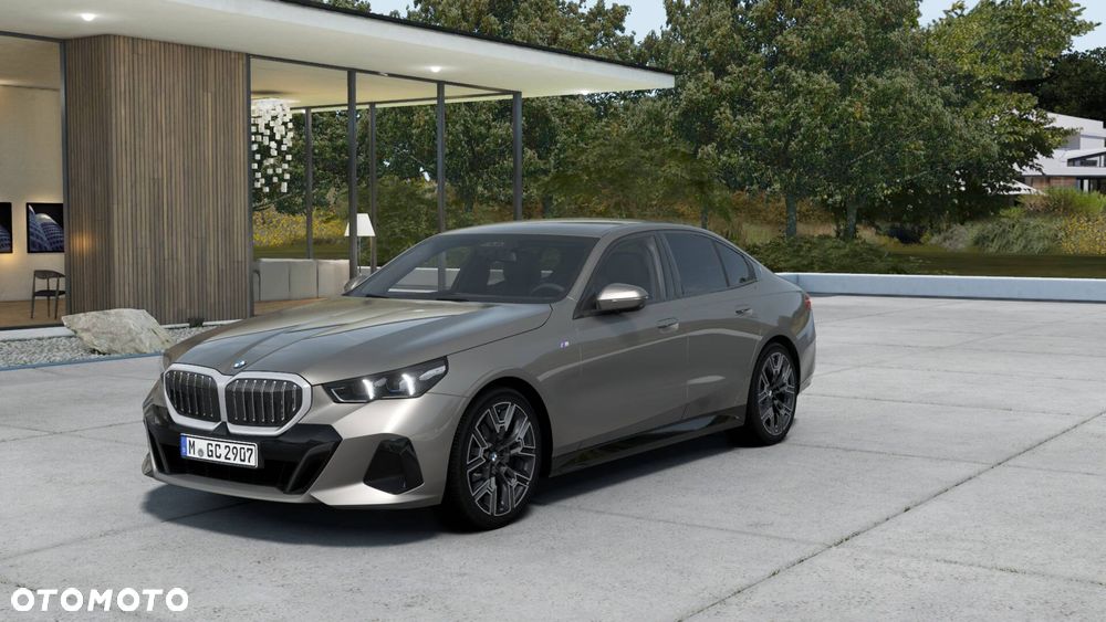 BMW Seria 5 520d xDrive - 1