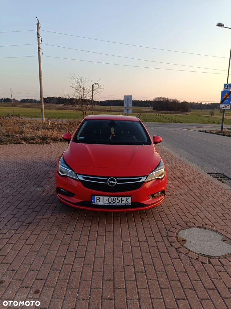 Opel Astra 1.6 CDTI Enjoy S&S - 1