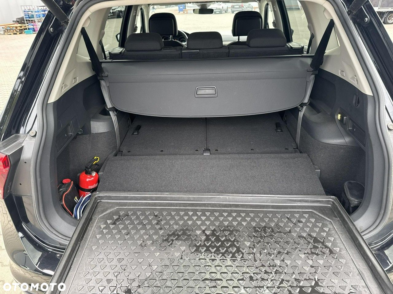 Volkswagen Tiguan Allspace - 16