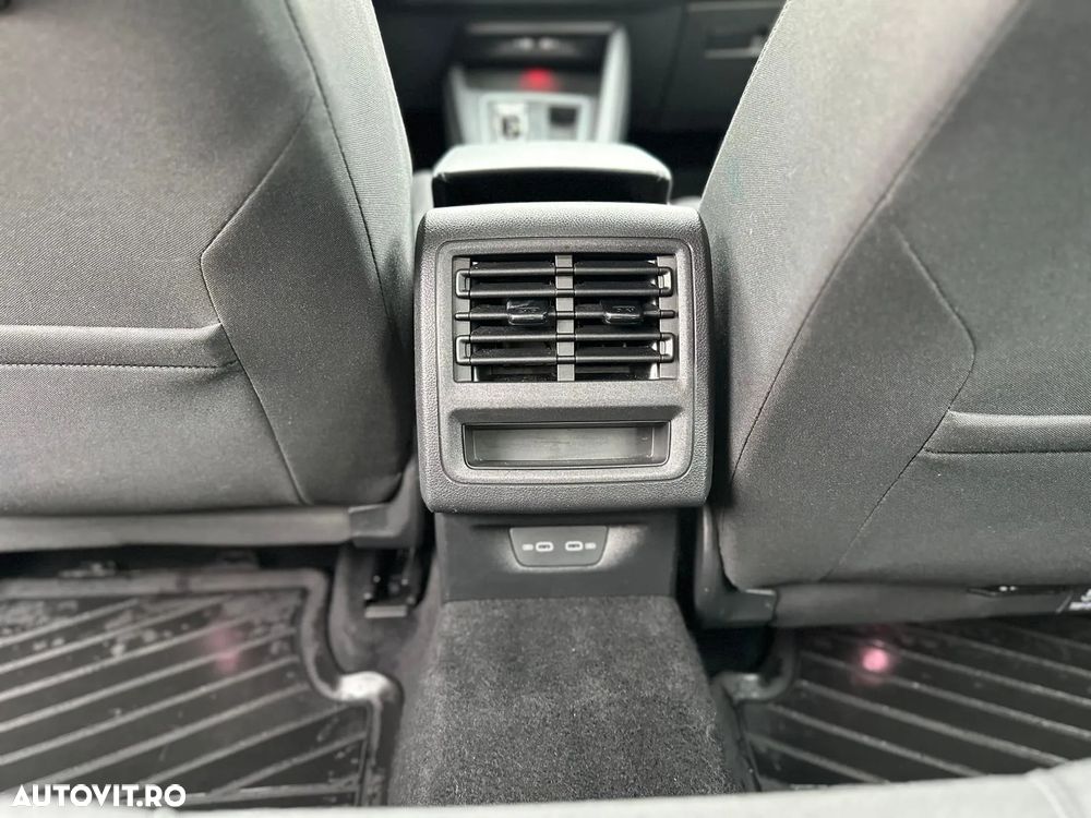 Volkswagen Golf Variant 2.0 TDI 116CP DSG Life - 37