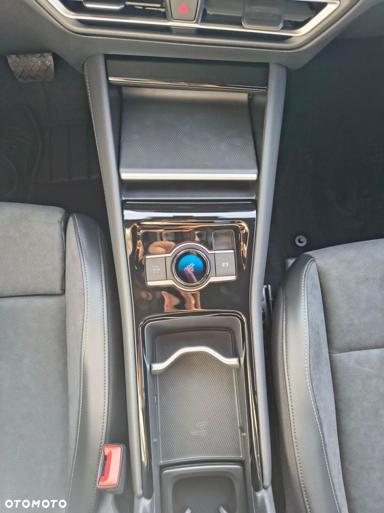Volkswagen Tiguan - 23