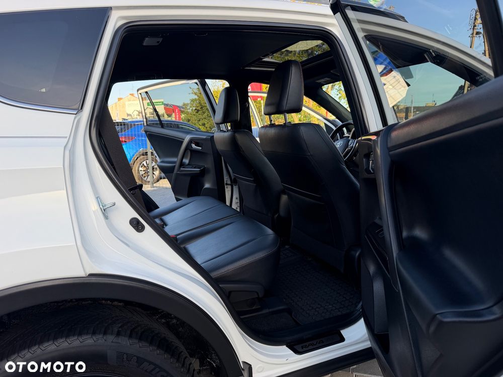 Toyota RAV4 - 29