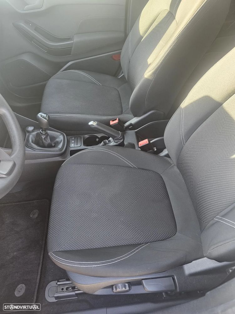 Ford Fiesta - 7