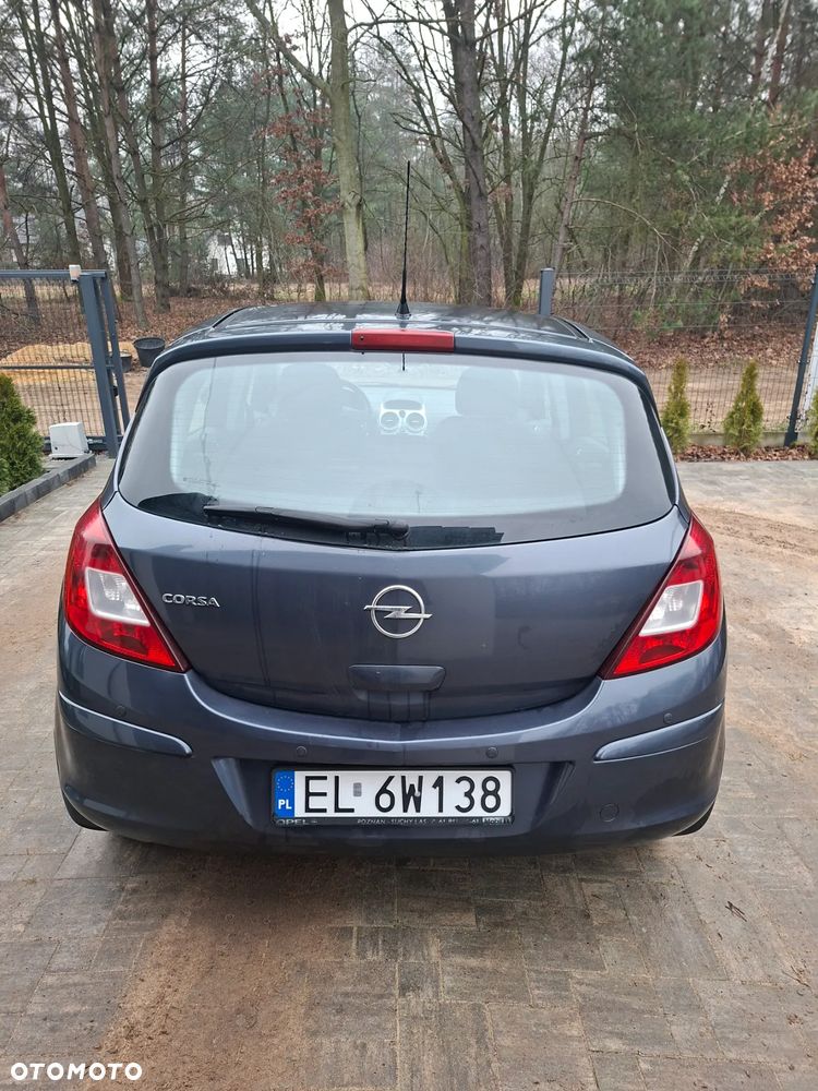 Opel Corsa 1.4 16V Enjoy - 12