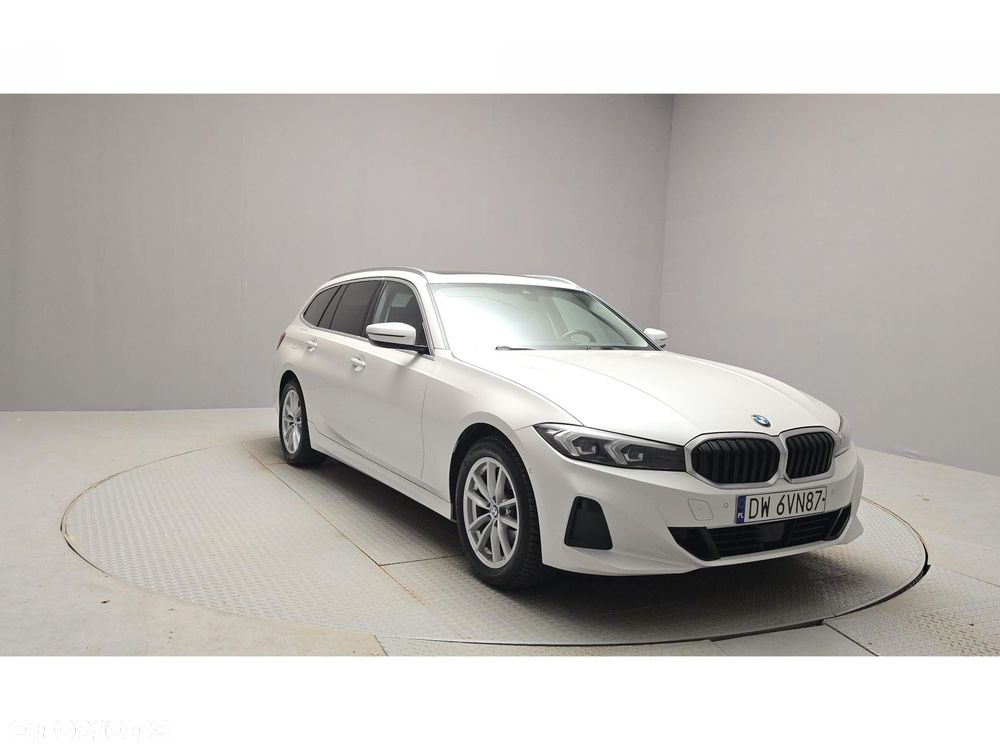 BMW Seria 3 320d xDrive mHEV M Sport - 7