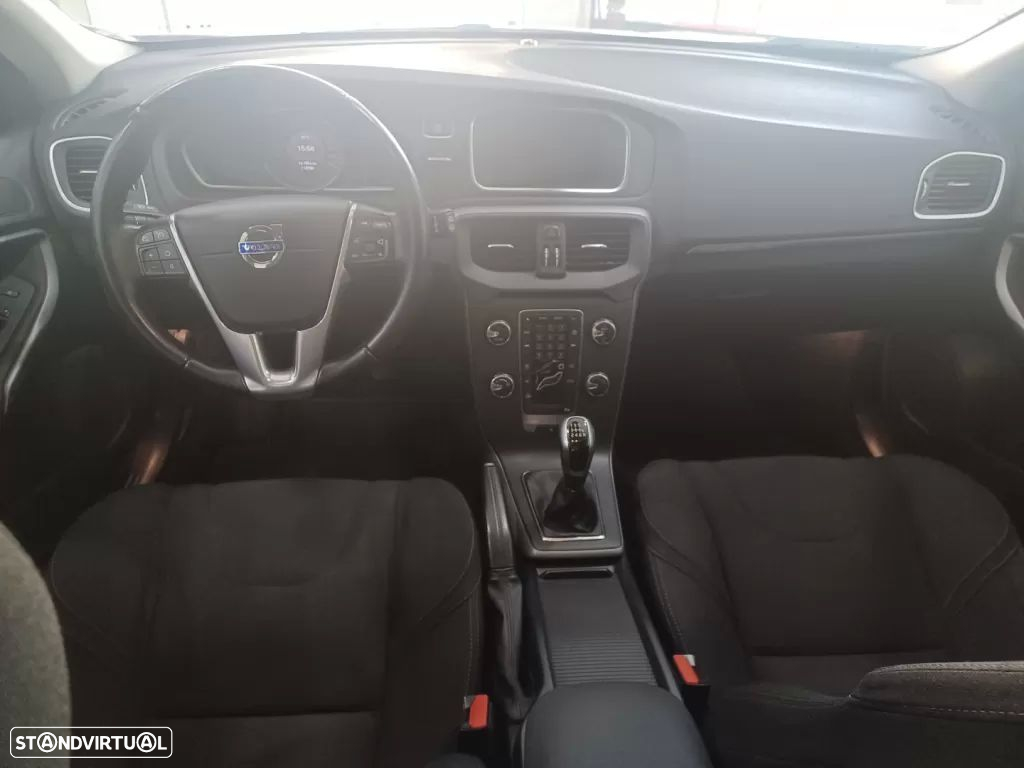 Volvo V40 Cross Country 2.0 D2 Kinetic - 21