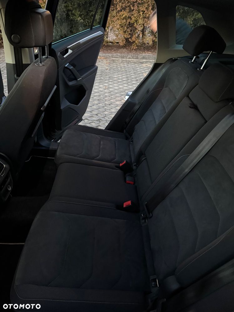 Volkswagen Tiguan - 23