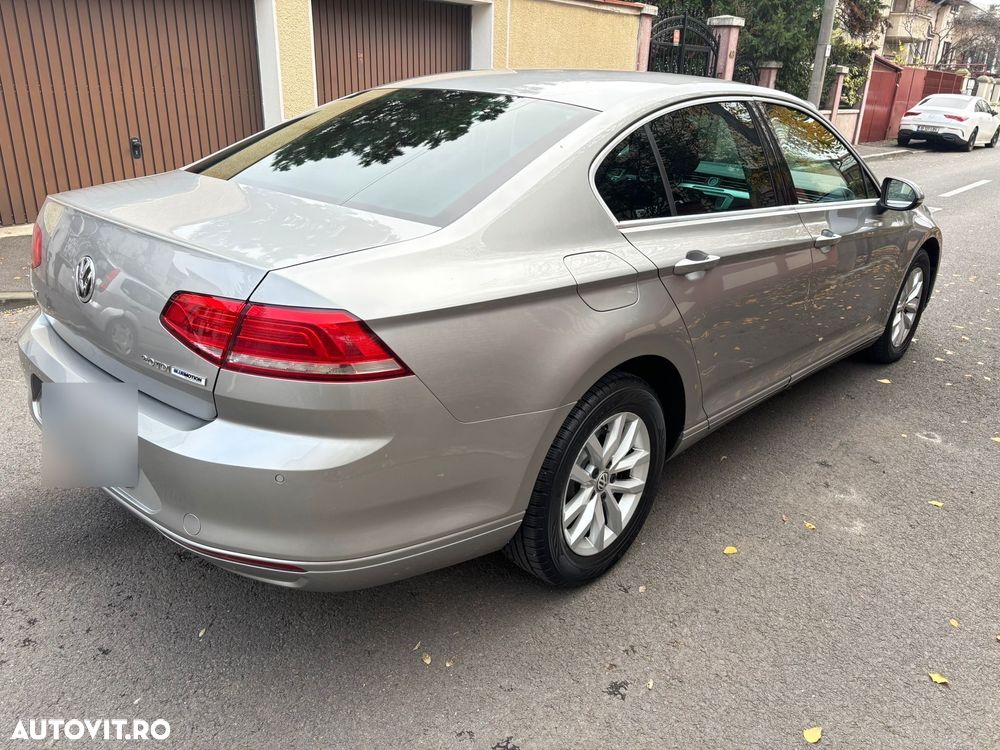 Volkswagen Passat 2.0 TDI DSG Highline - 4