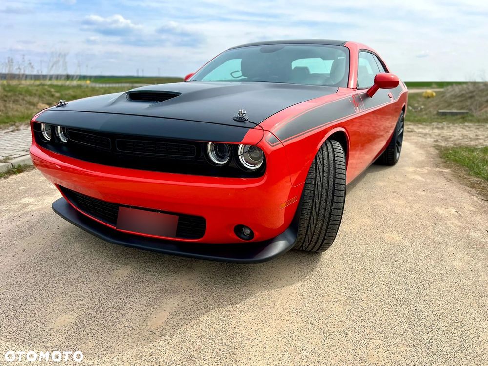 Dodge Challenger - 22
