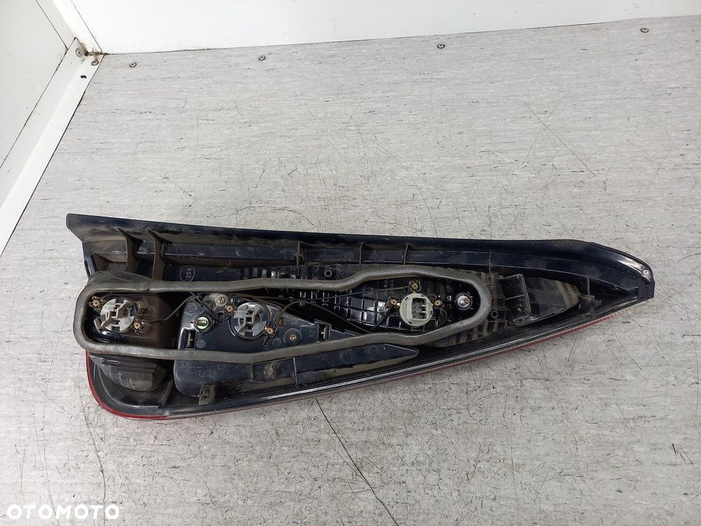 LAMPA TYLNA LEWA TOYOTA YARIS VERSO 52-091 5D - 3