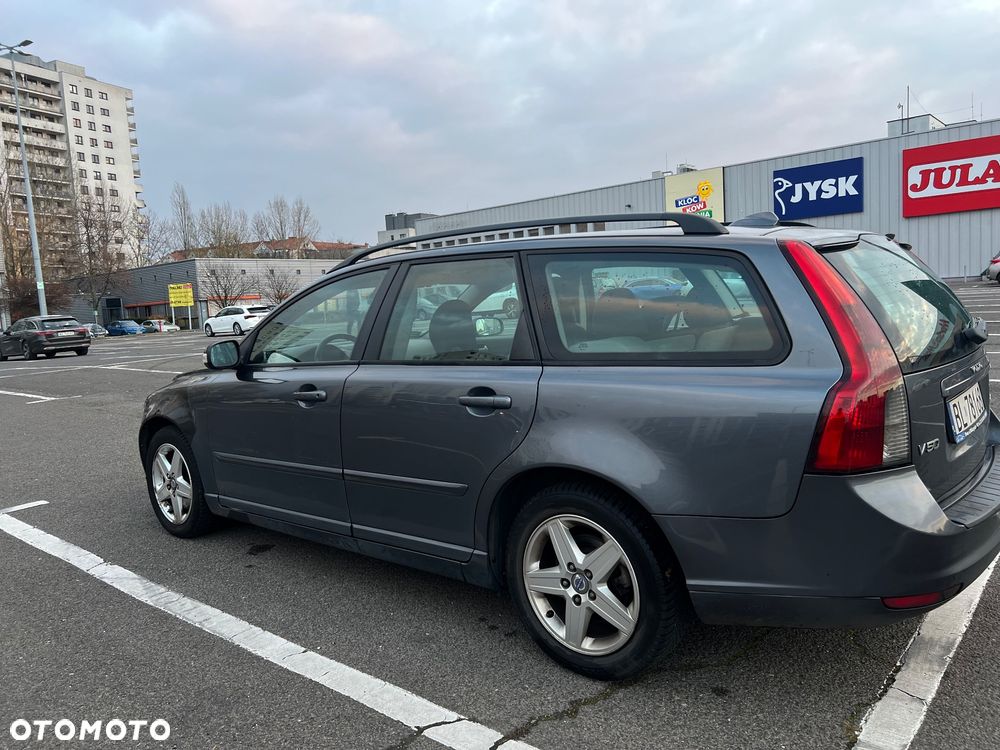 Volvo V50 2.0D Momentum - 4