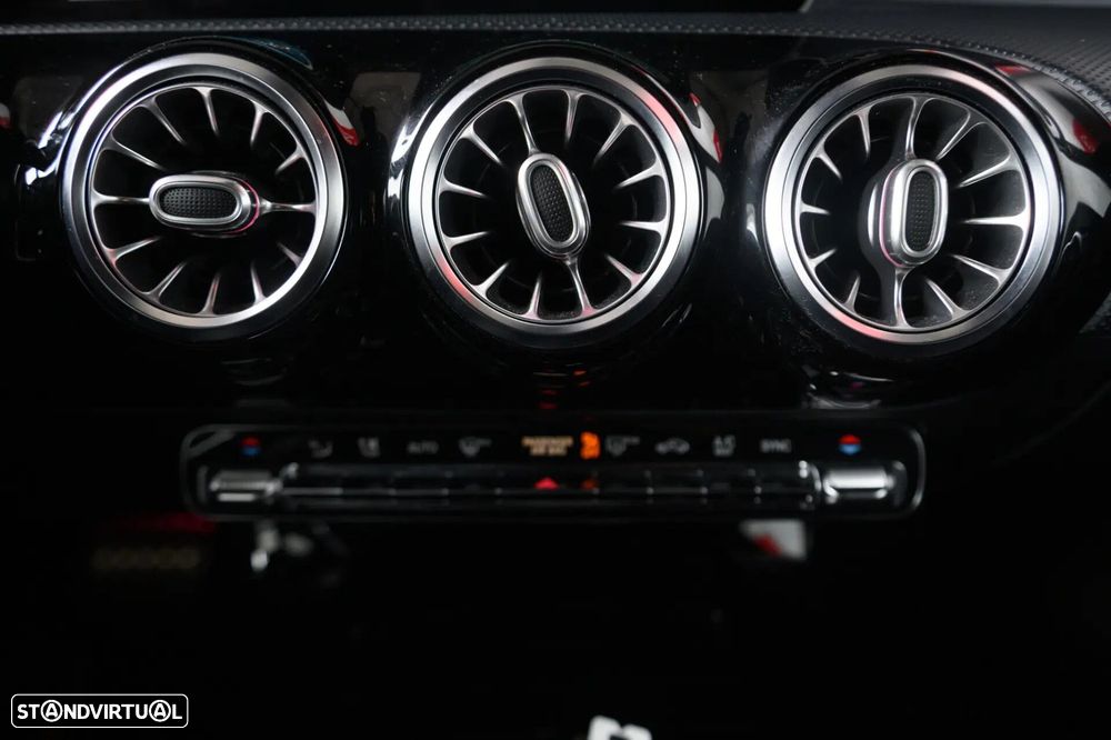 Mercedes-Benz A 180 d AMG Line Aut. - 46