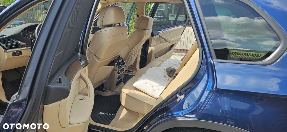 BMW X5 3.5i xDrive - 17
