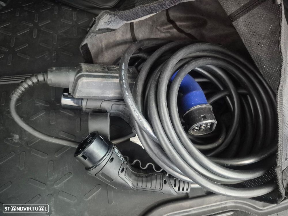 Toyota RAV4 2.5 HDF Plug-in Square Co.AWD-i - 28