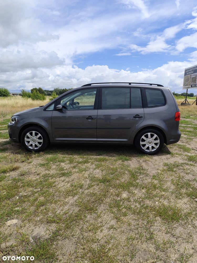 Volkswagen Touran 1.6 TDI DPF BlueMotion Technology Comfortline - 8