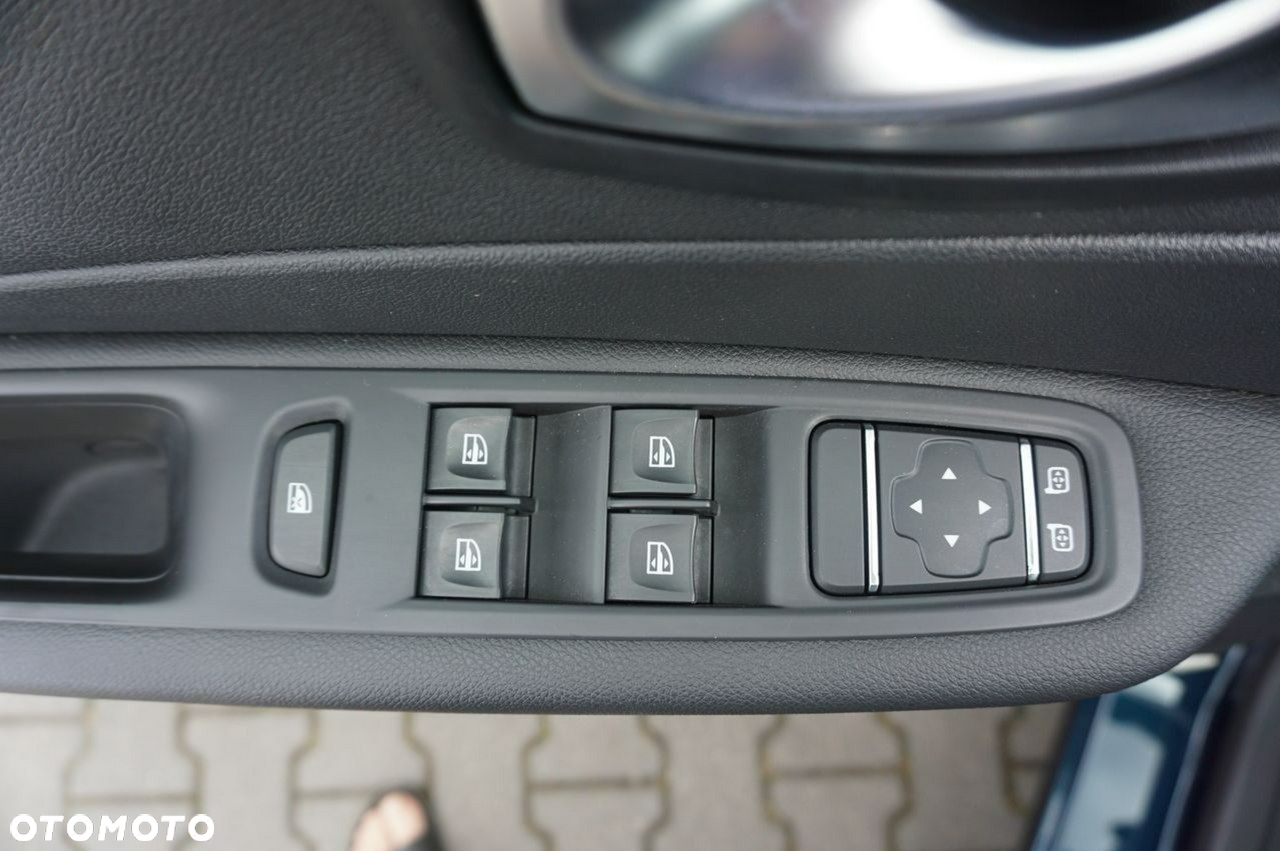 Renault Captur 1.2 Energy TCe Limited EDC - 10
