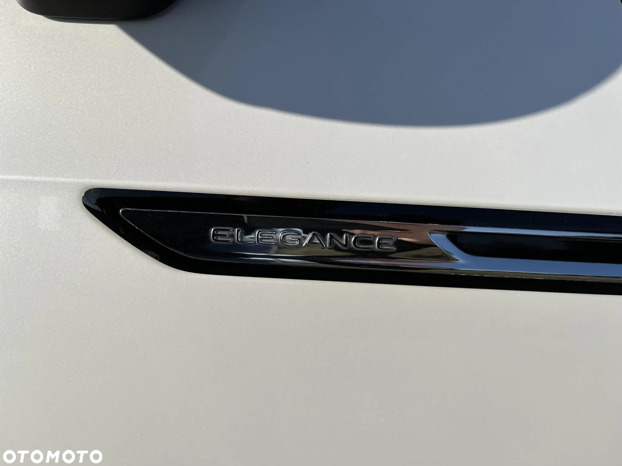 Volkswagen Arteon Shooting Brake 2.0 TDI SCR DSG Elegance - 23
