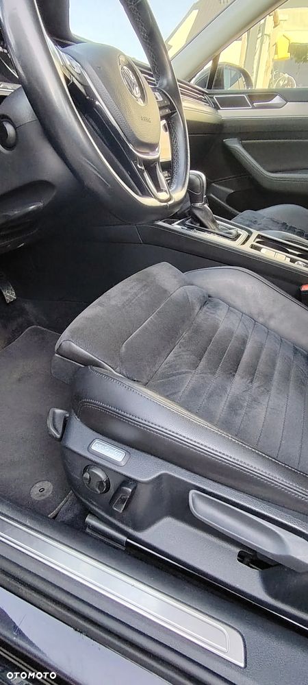 Volkswagen Passat - 11