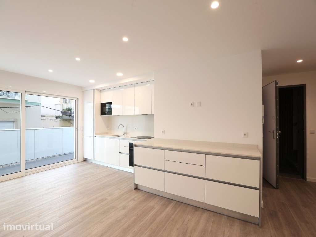 Magnífico Apartamento T2 com terraço privado a 2 passos da praia da... - Grande imagem: 2/32