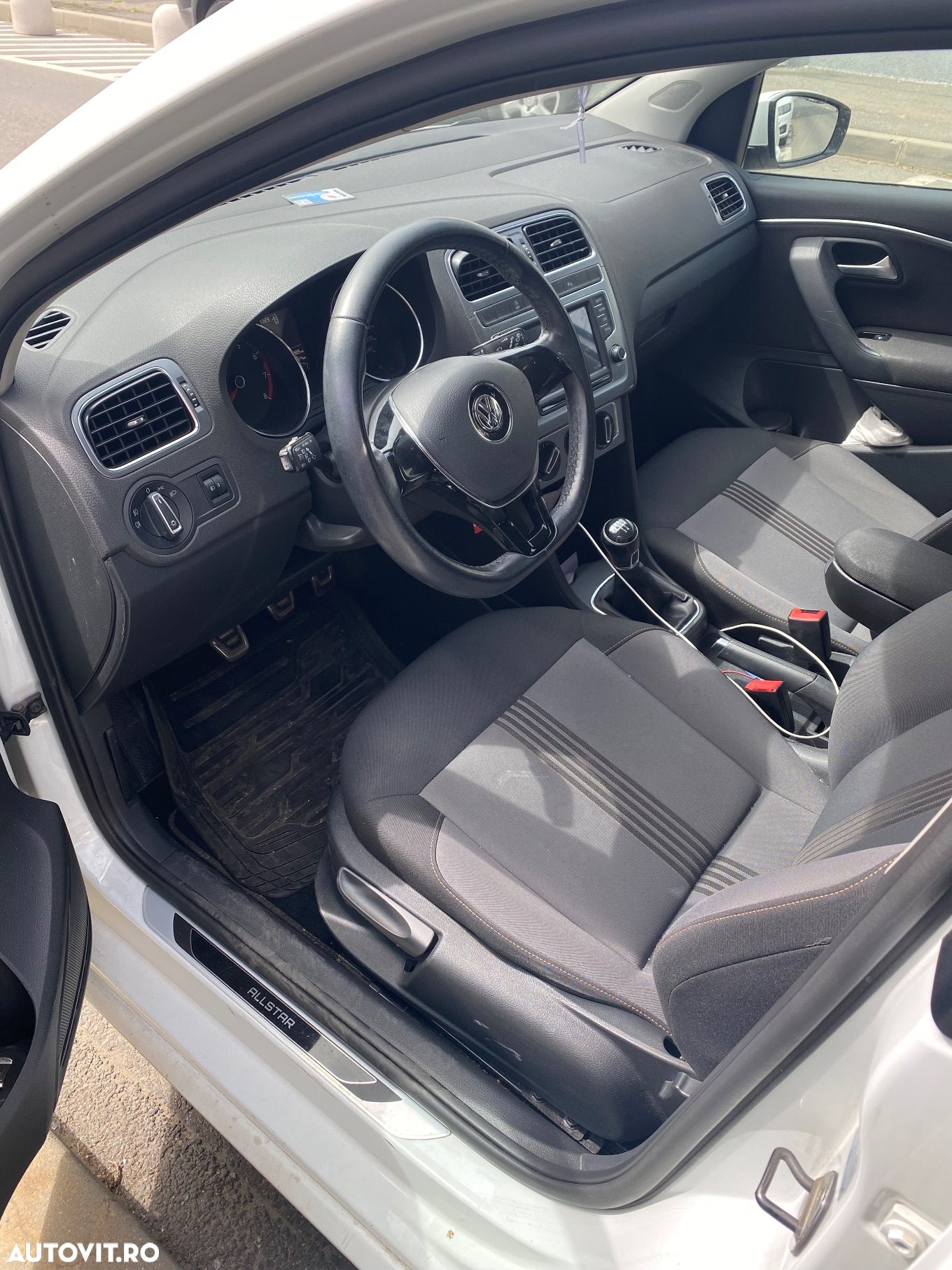 Volkswagen Polo - 5