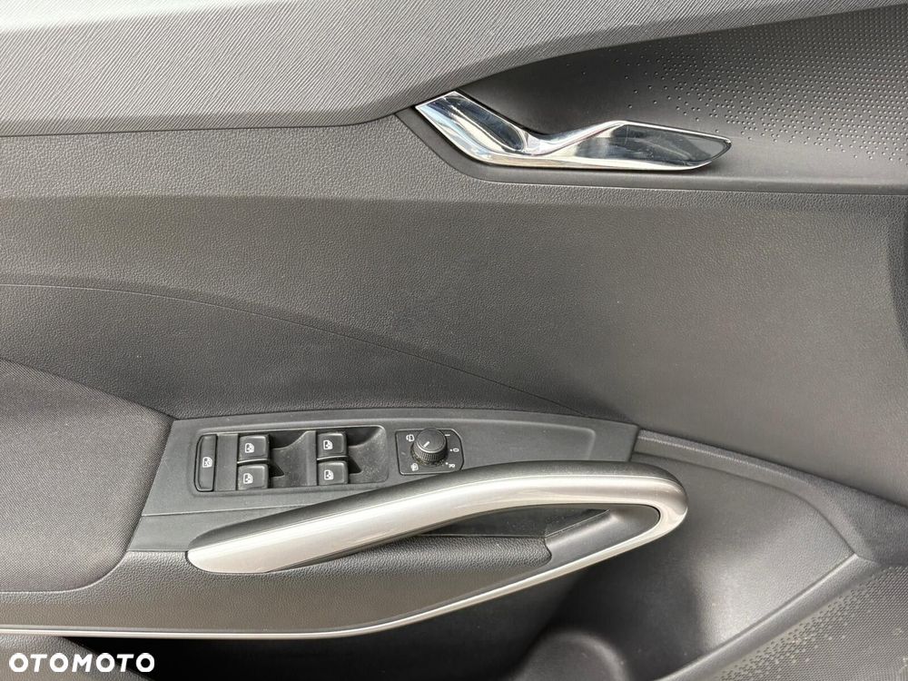 Skoda Fabia 1.0 TSI Style - 10