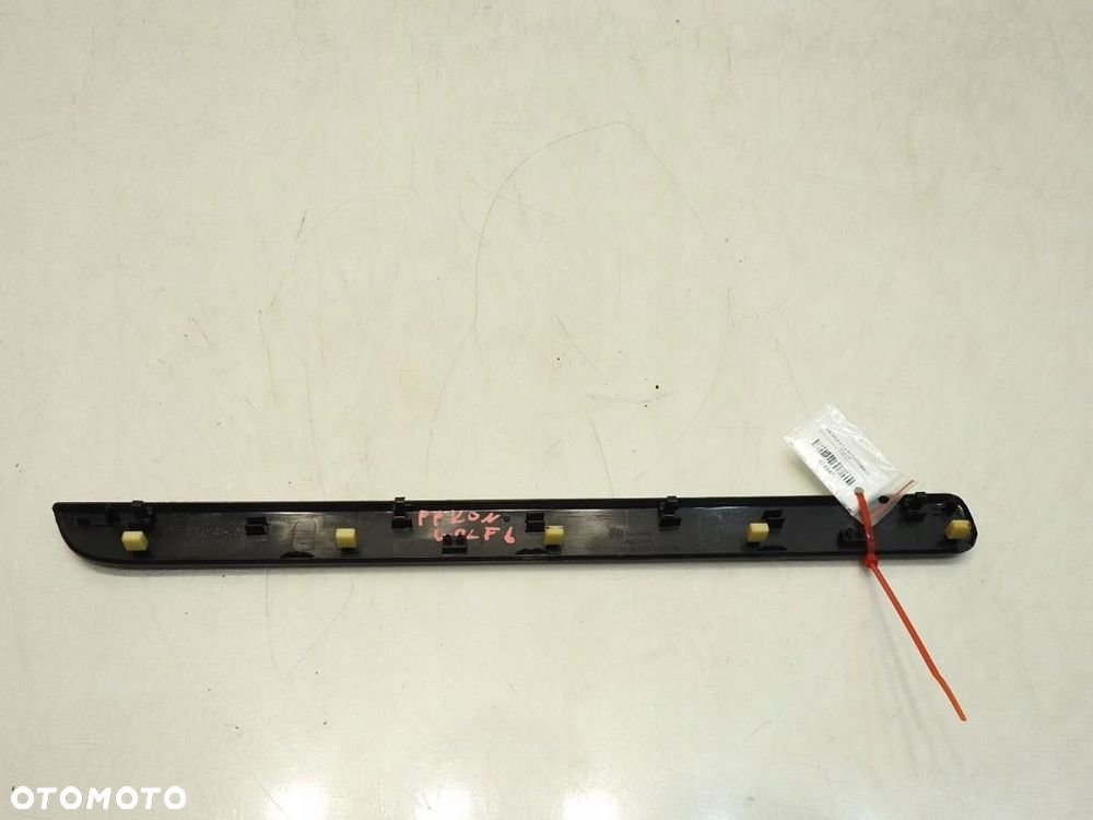 LISTWA OZDOBNA KONSOLI PRAWA VW GOLF VI 5K1858415B - 3