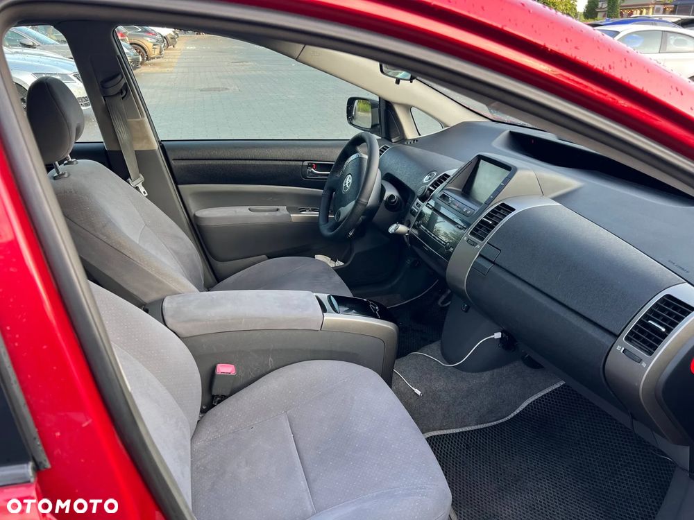 Toyota Prius 1.5 VVT-i Prestige - 8