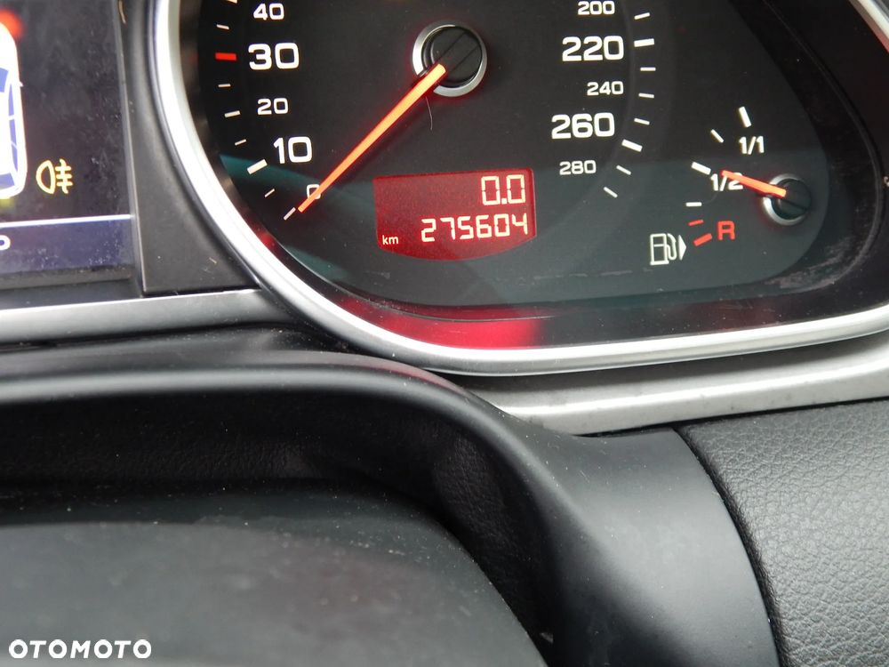 Audi Q7 - 11