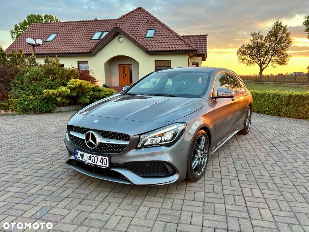 Mercedes-Benz CLA 180 7G-DCT AMG Line - 2
