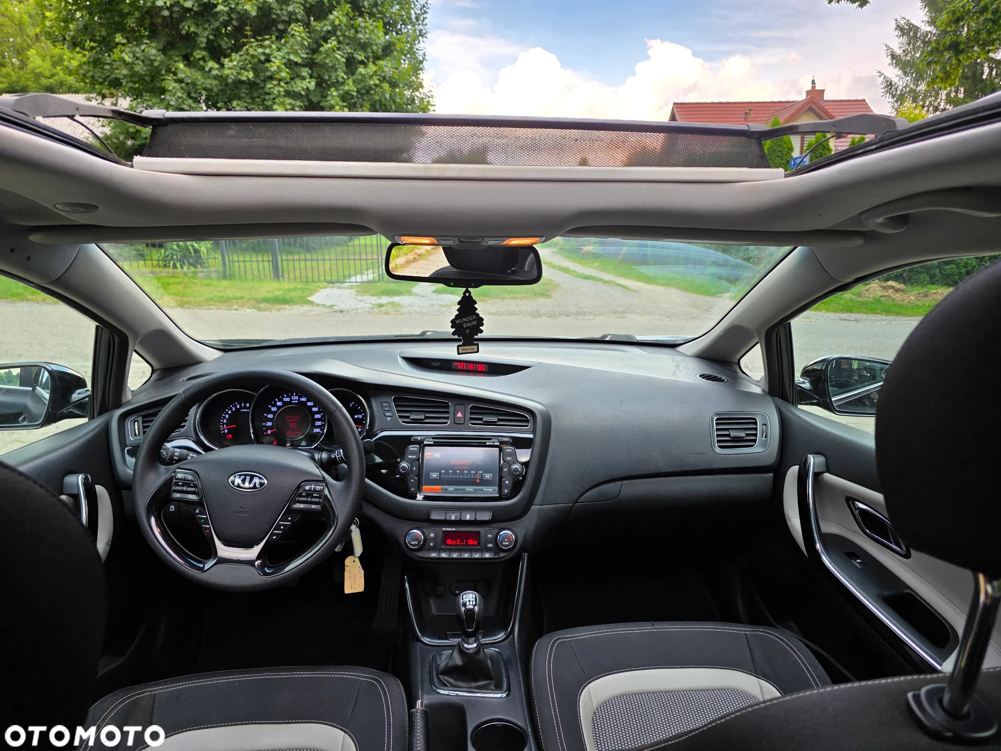 Kia Ceed 1.6 GDI Fifa World Cup Edition - 12