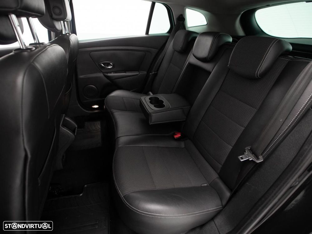 Renault Mégane Sport Tourer - 9
