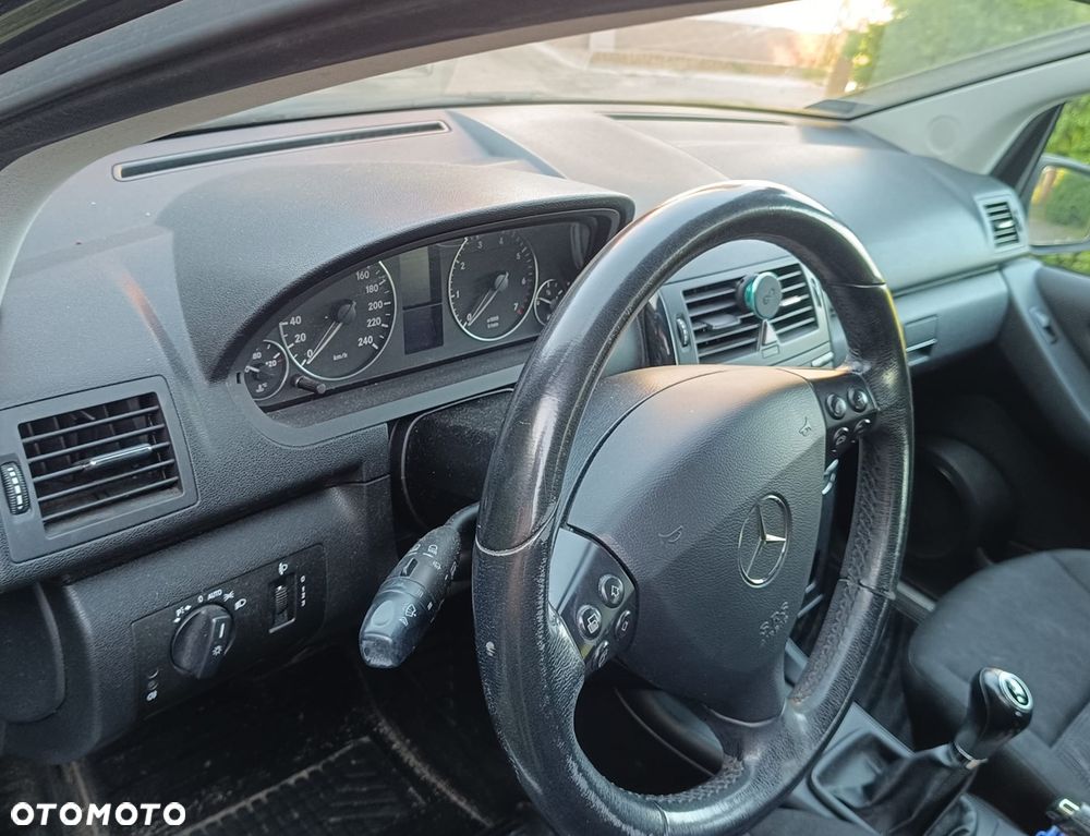Mercedes-Benz Klasa A 160 Classic - 3