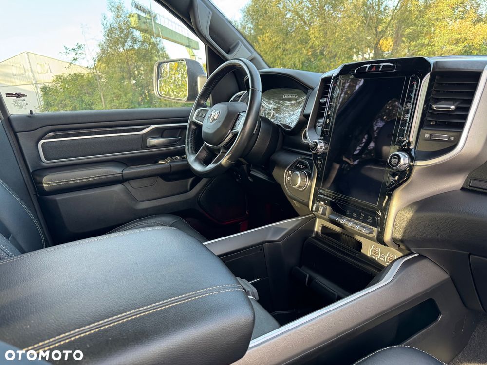 RAM 1500 Crew Cab MB Sport - 18