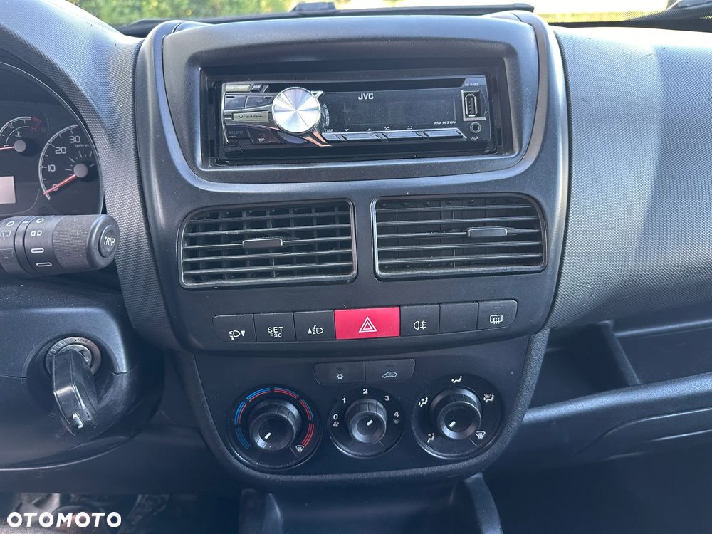 Fiat Doblo 1.4 16V Lounge - 28