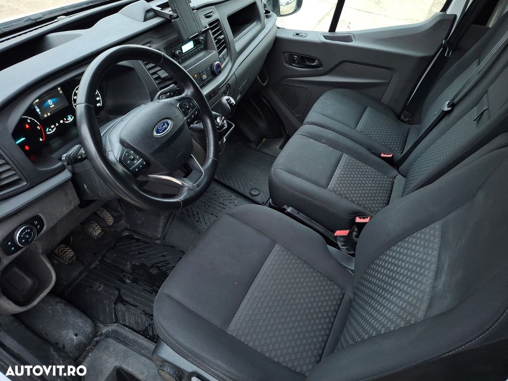 Ford Transit - 12
