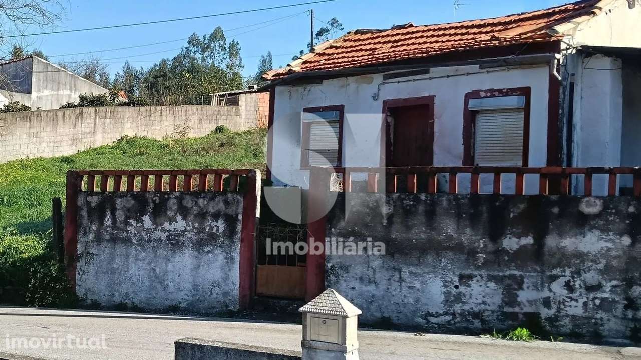 Casa com terreno para recuperar - Grande imagem: 2/19