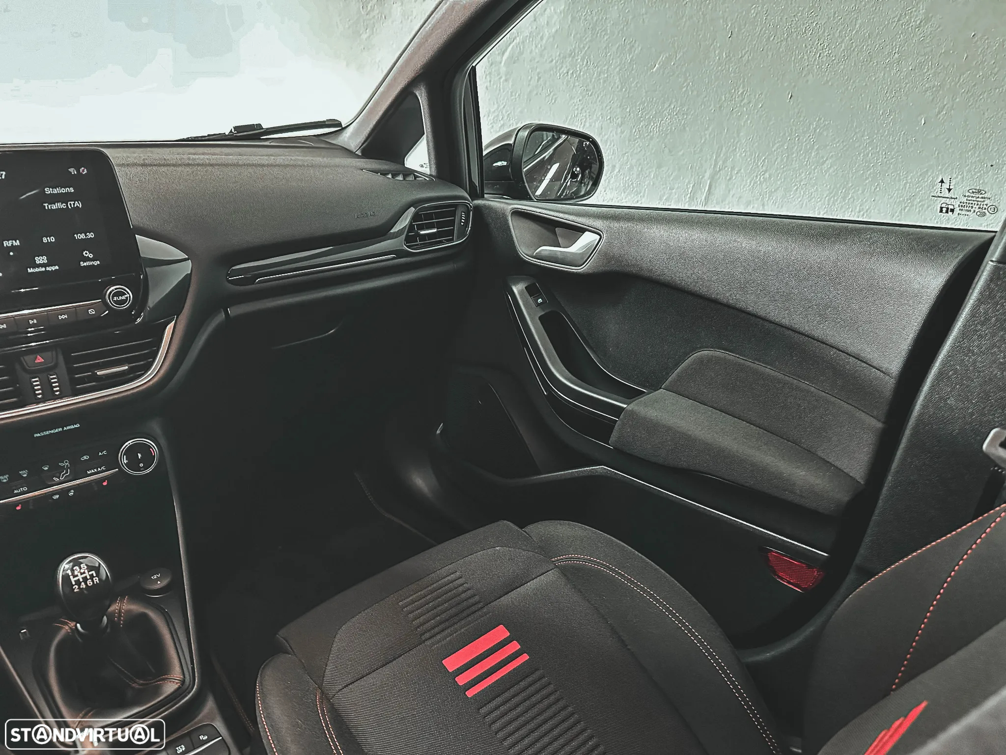 Ford Fiesta 1.0 EcoBoost S&S ST-LINE - 15
