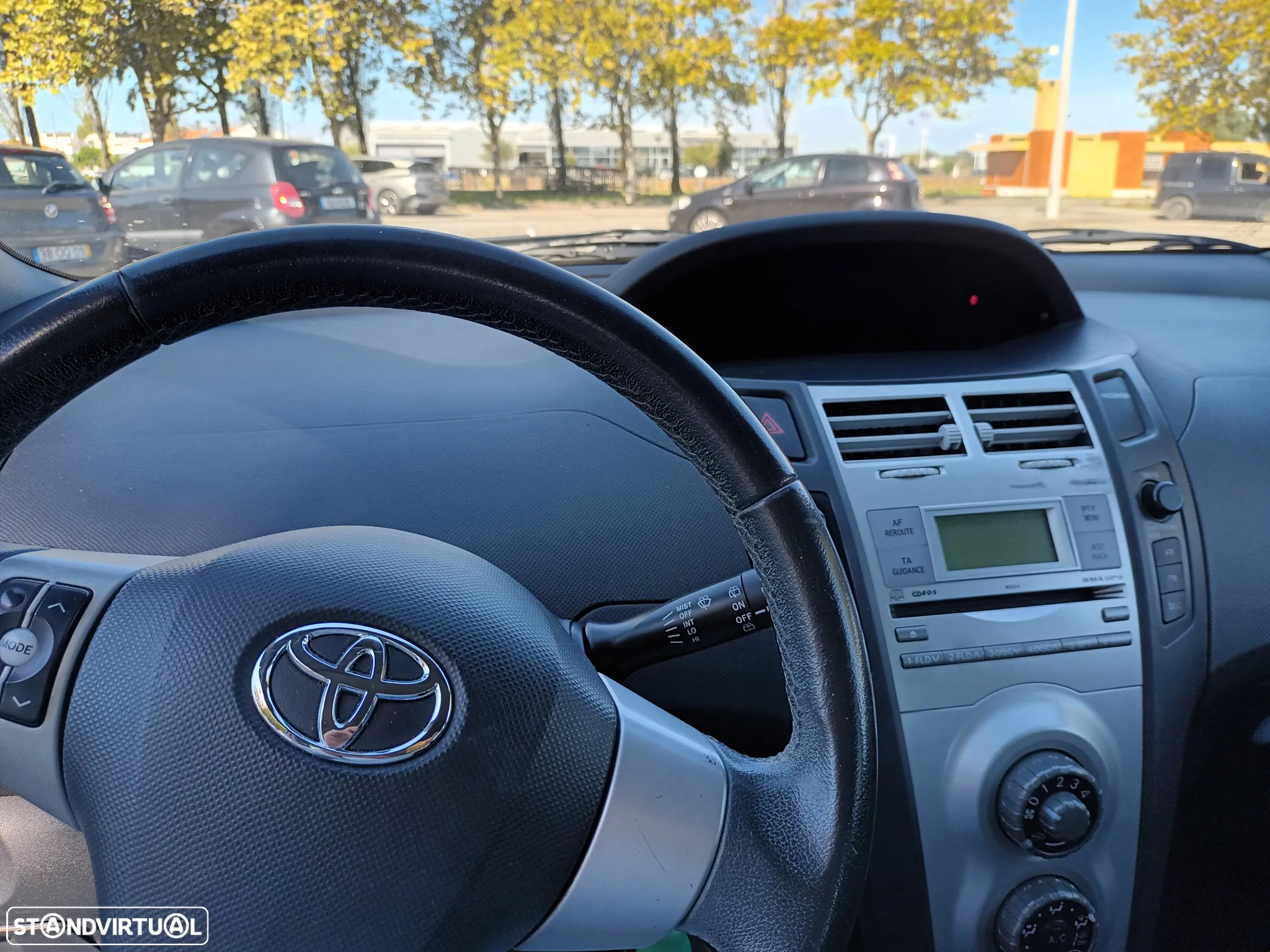 Toyota Yaris 1.4 D-4D AC Manual - 3