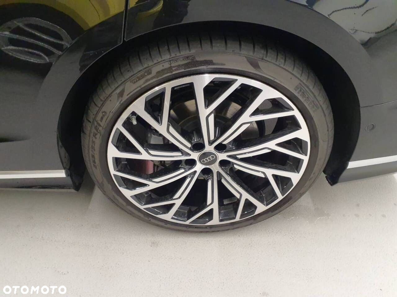 Audi A8 - 5